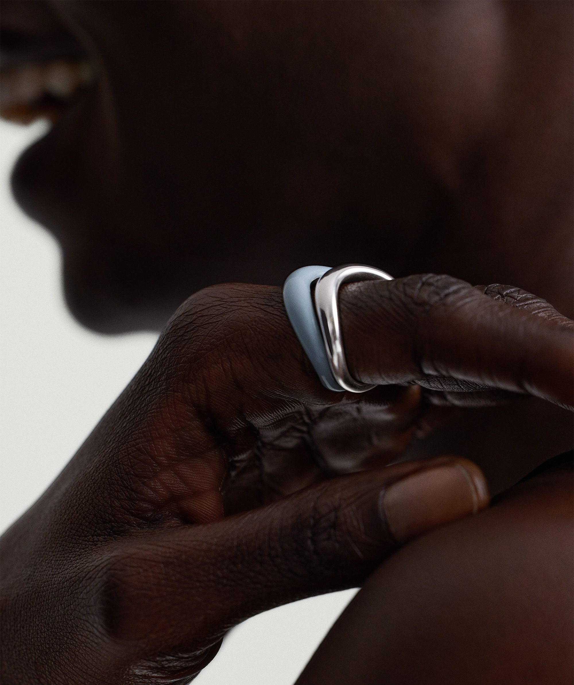 Figure Ring Enamel Light Blue