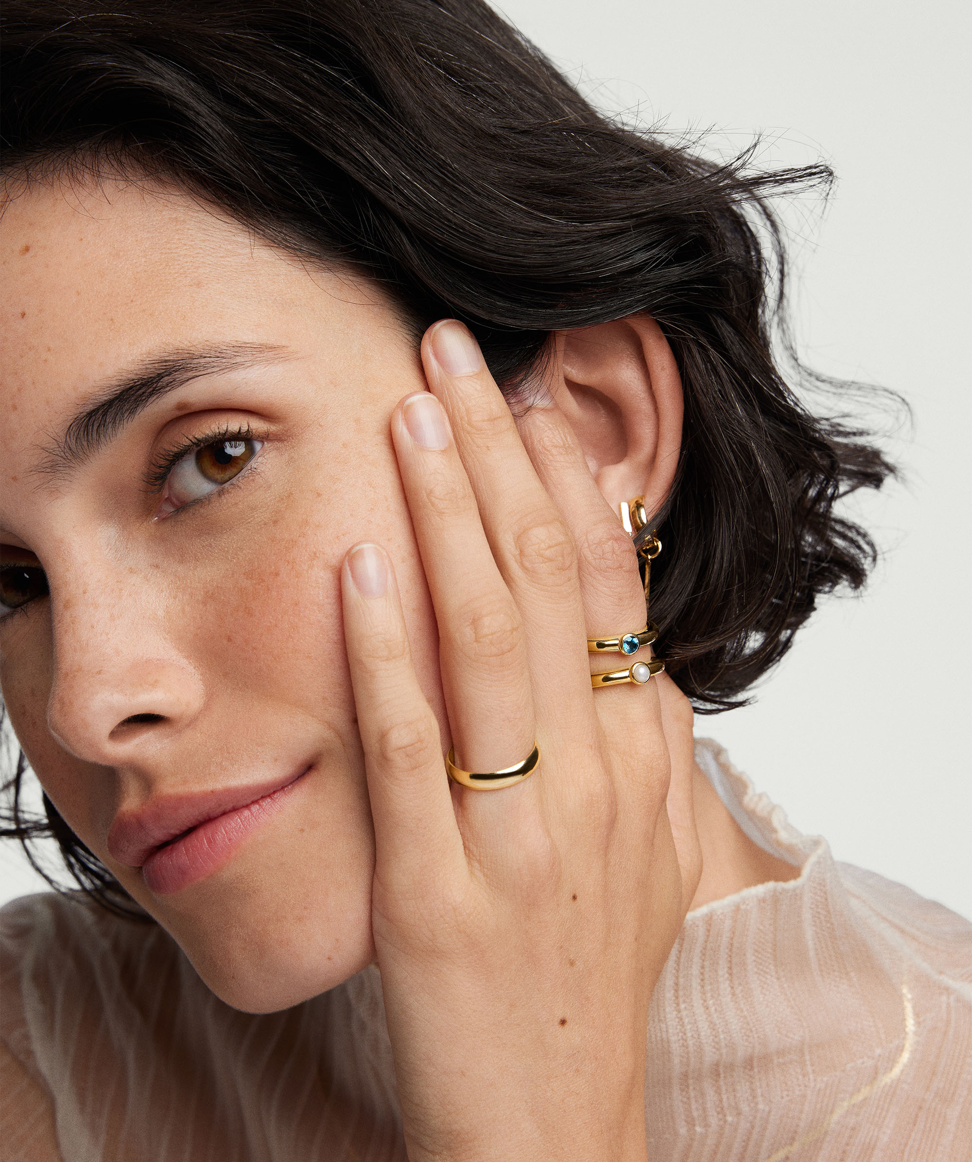 Gemstone Stacker London Blue Topaz